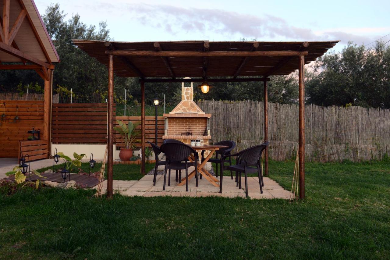 Chalet Edelweiss Preveza Esterno foto