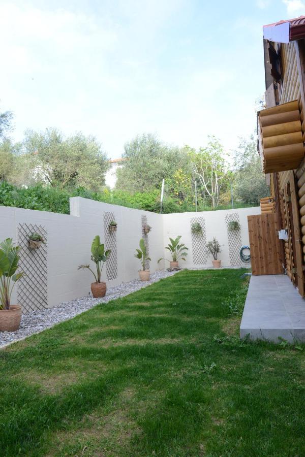 Chalet Edelweiss Preveza Esterno foto