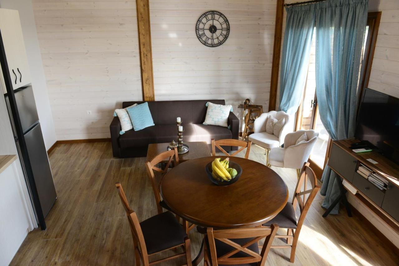 Chalet Edelweiss Preveza Esterno foto
