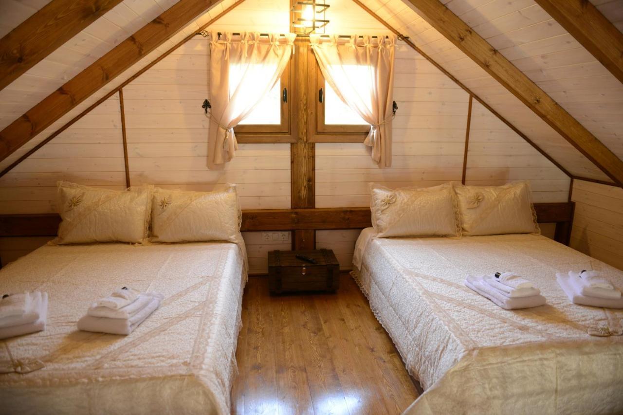 Chalet Edelweiss Preveza Esterno foto